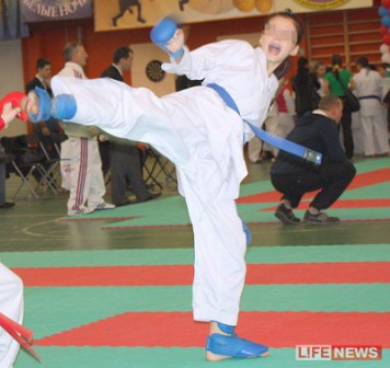 13-летняя спортсменка из Гатчины после боя на соревнованиях по карате была госпитализирована