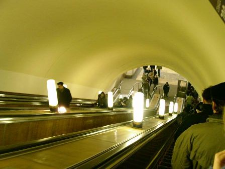 С 1 февраля в Санкт-Петербурге закроют выход из метро на канал Грибоедова